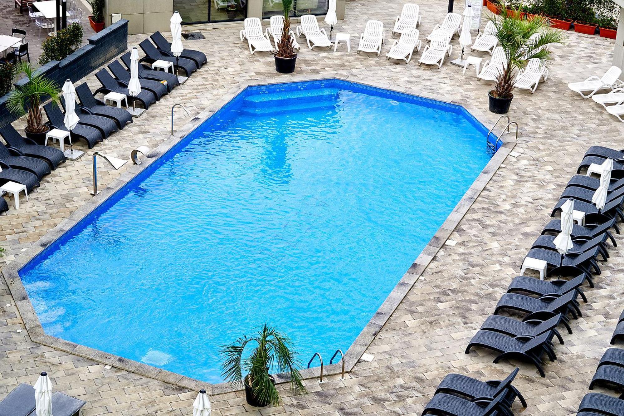 Purple Onyx - Pool & Spa Beach Resort ナボダリ エクステリア 写真